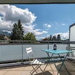 Smartstay Charlotte Perriand - Proche Lac 아파트