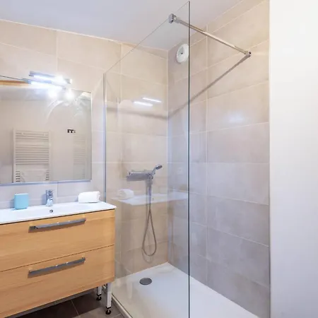 Smartstay Charlotte Perriand - Proche Lac エクスレバン