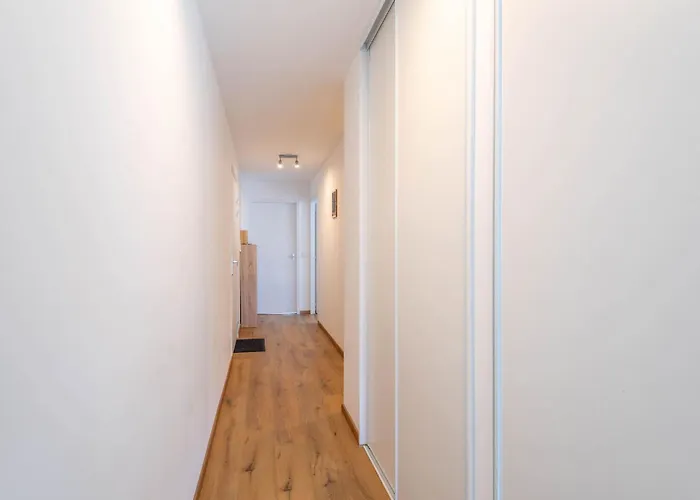 Smartstay Charlotte Perriand - Proche Lac アパート *